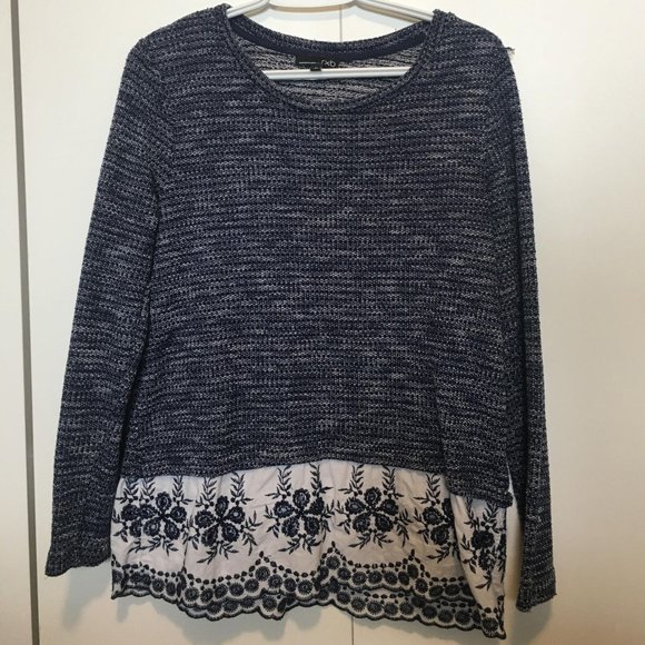 Blue/White Office Attire - Picture 1 of 4